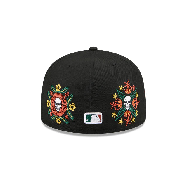 Atlanta Braves MLB Skull and Flowers 59FIFTY Cerrada
