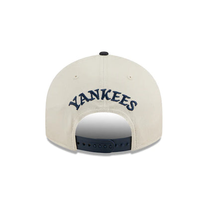 New York Yankees MLB Scatter 9FIFTY Retro Crown Snapback